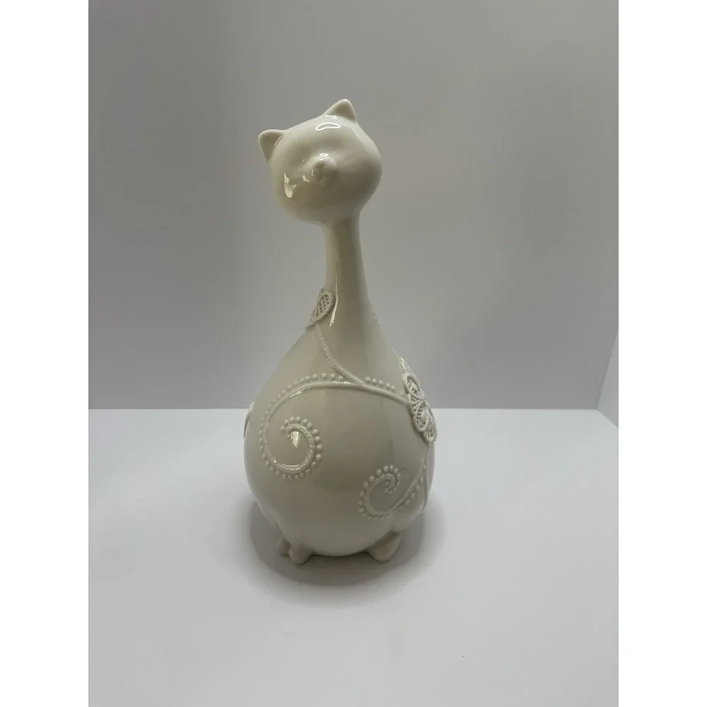 Apropos Home Collection Ceramic White Cat Embossed Design 12